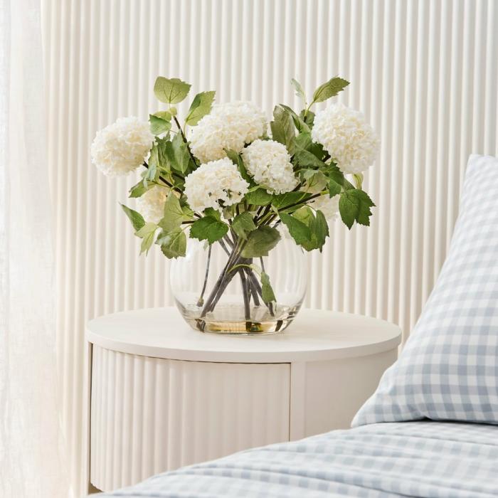 Artificial Plants, Flowers & Stems |  Fleurs Dans L’Eau White & Green Pom Pom Hydrangea Artificial Plants, Flowers & Stems Artificial Plants, Flowers & Stems