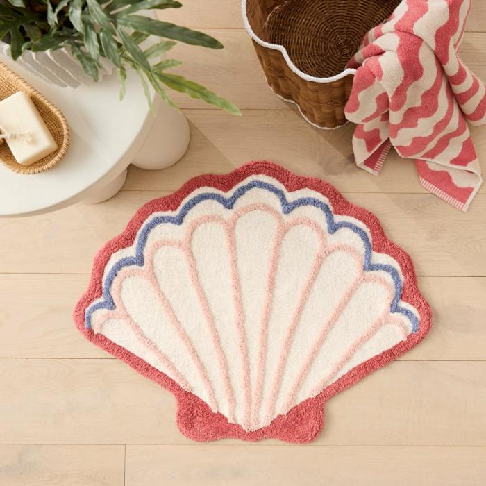 Bath Mats & Bath Runners |  Shell Strawberry Bath Mat Bath Mats & Bath Runners Bath Mats & Bath Runners