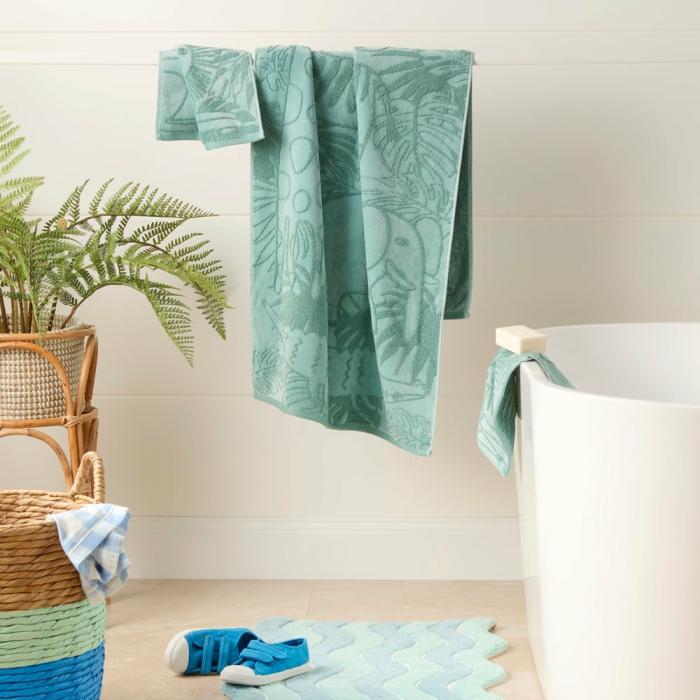 Bath Towels & Face Washers |  Tropical Jungle Green Towel Range Bath Towels & Face Washers Bath Towels & Face Washers