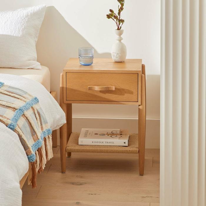 Bedside Tables |  Hendrix Oak Bedside Table Bedroom Furniture Bedside Tables