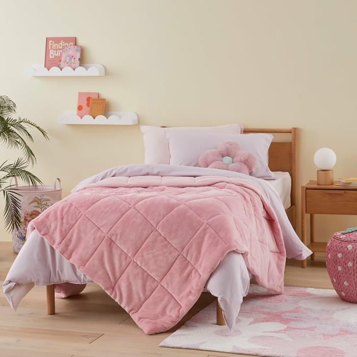 Blankets |  Super Cuddly Candy Pink Blanket Blankets Blankets