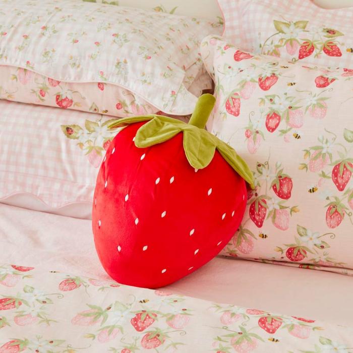 Cushions |  Classic Sweet Strawberry Cushion Cushions Cushions