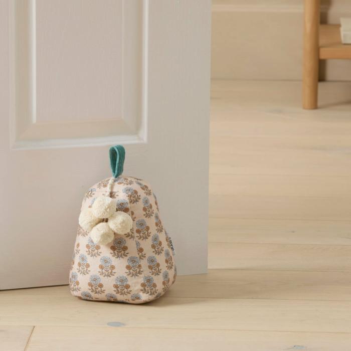 Home Decor |  Woodblock Blue Daisy Door Stop Home Decor Home Decor