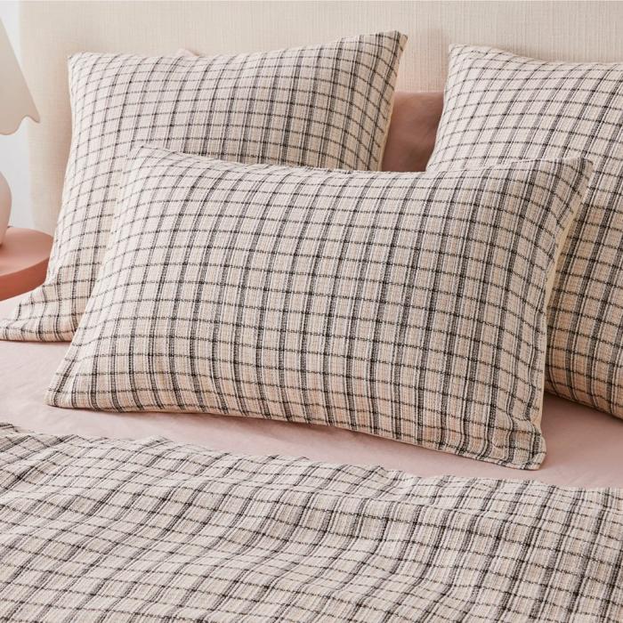 Pillowcases |  Eva Cream Check Pillowcases Bedlinen Pillowcases