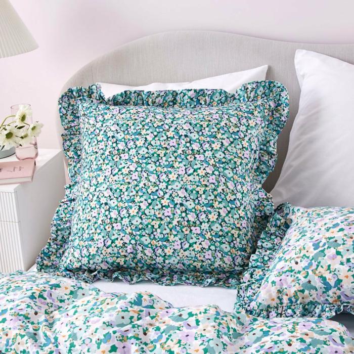 Pillowcases |  Holly Green Floral Ruffle Pillowcases Bedlinen Pillowcases