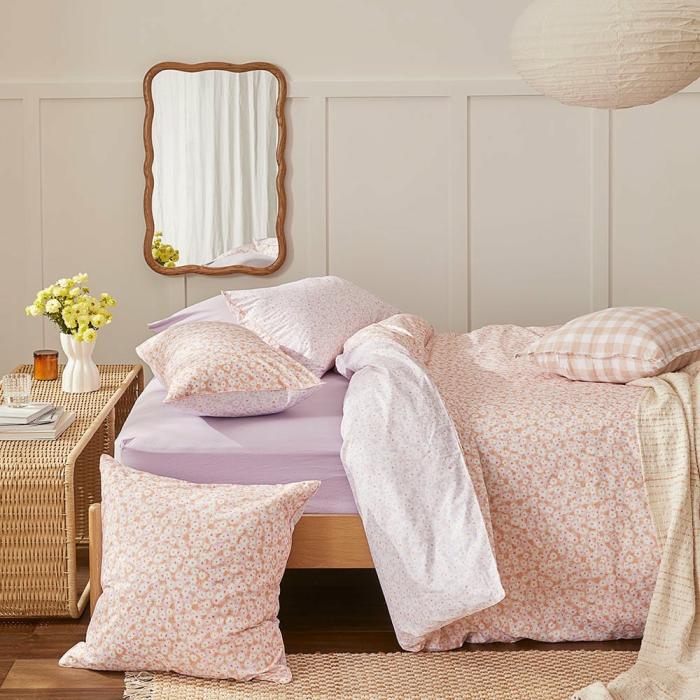 Quilt Covers |  Daisy Meadow Peach Quilt Cover Set + Separates Bedlinen Quilt Covers