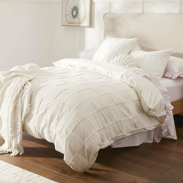 Quilt Covers |  Hana Tufted White Quilt Cover Separates Bedlinen Quilt Covers