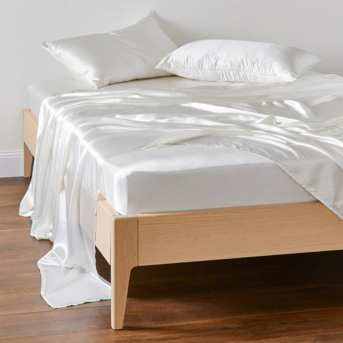 Sheets |  Pure Silk Antique White Sheet Set Bedlinen Sheets