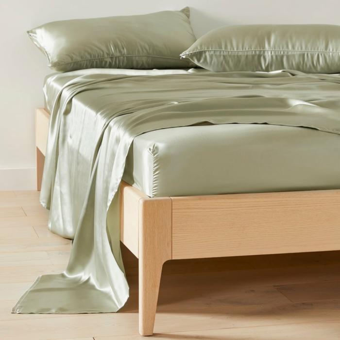 Sheets |  Pure Silk Tea Green Sheet Set Bedlinen Sheets