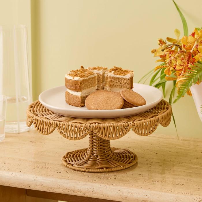 Table & Servingware |  Clementine Natural Scallop Footed Stand Kitchen Table & Servingware