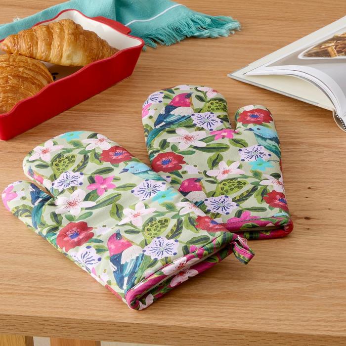 Table & Servingware |  Winter Berry Bird Green Oven Mitt Pack Of 2 Kitchen Table & Servingware