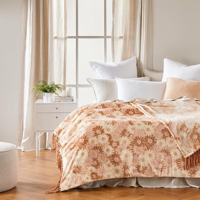 Throws & Blankets |  Supersoft Daisy Dreams Blanket Home Styling Throws & Blankets